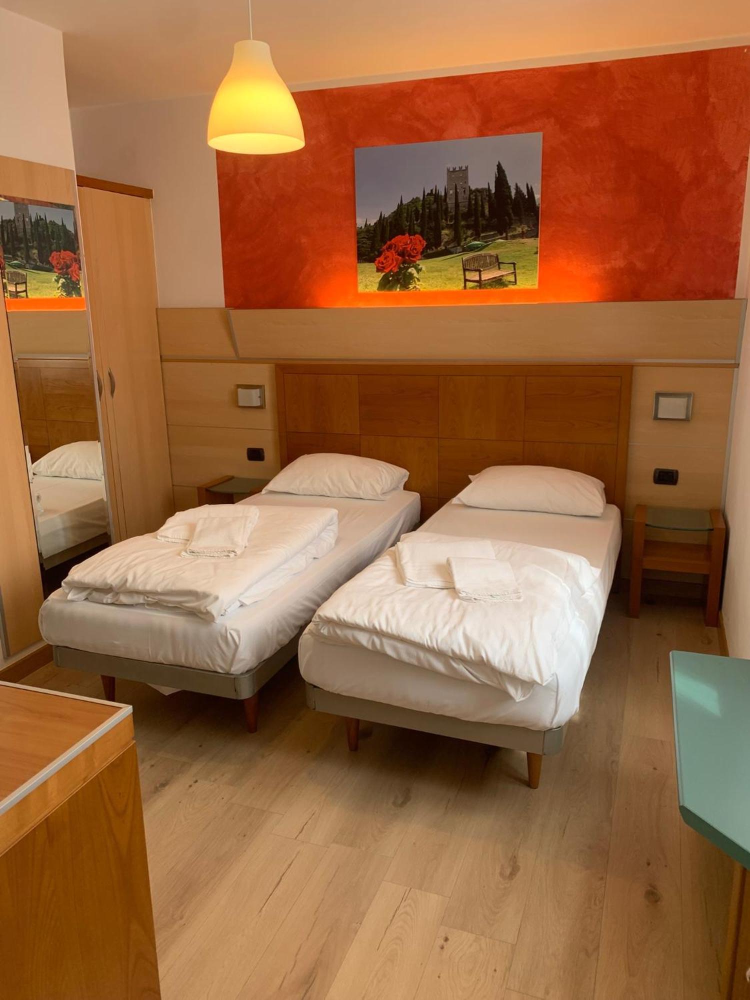 Hotel Garni Delle Rose Ceniga Екстериор снимка