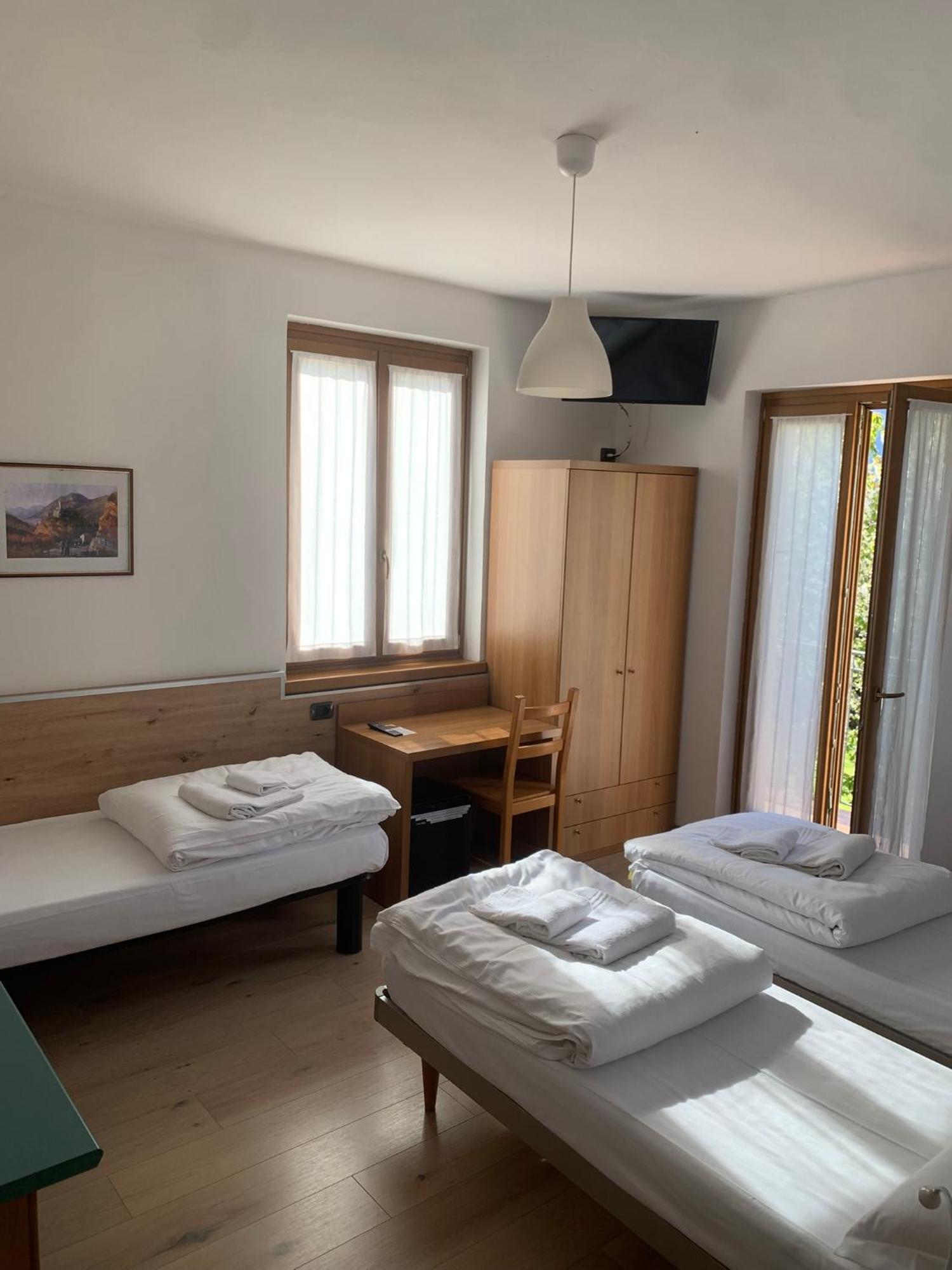 Hotel Garni Delle Rose Ceniga Екстериор снимка