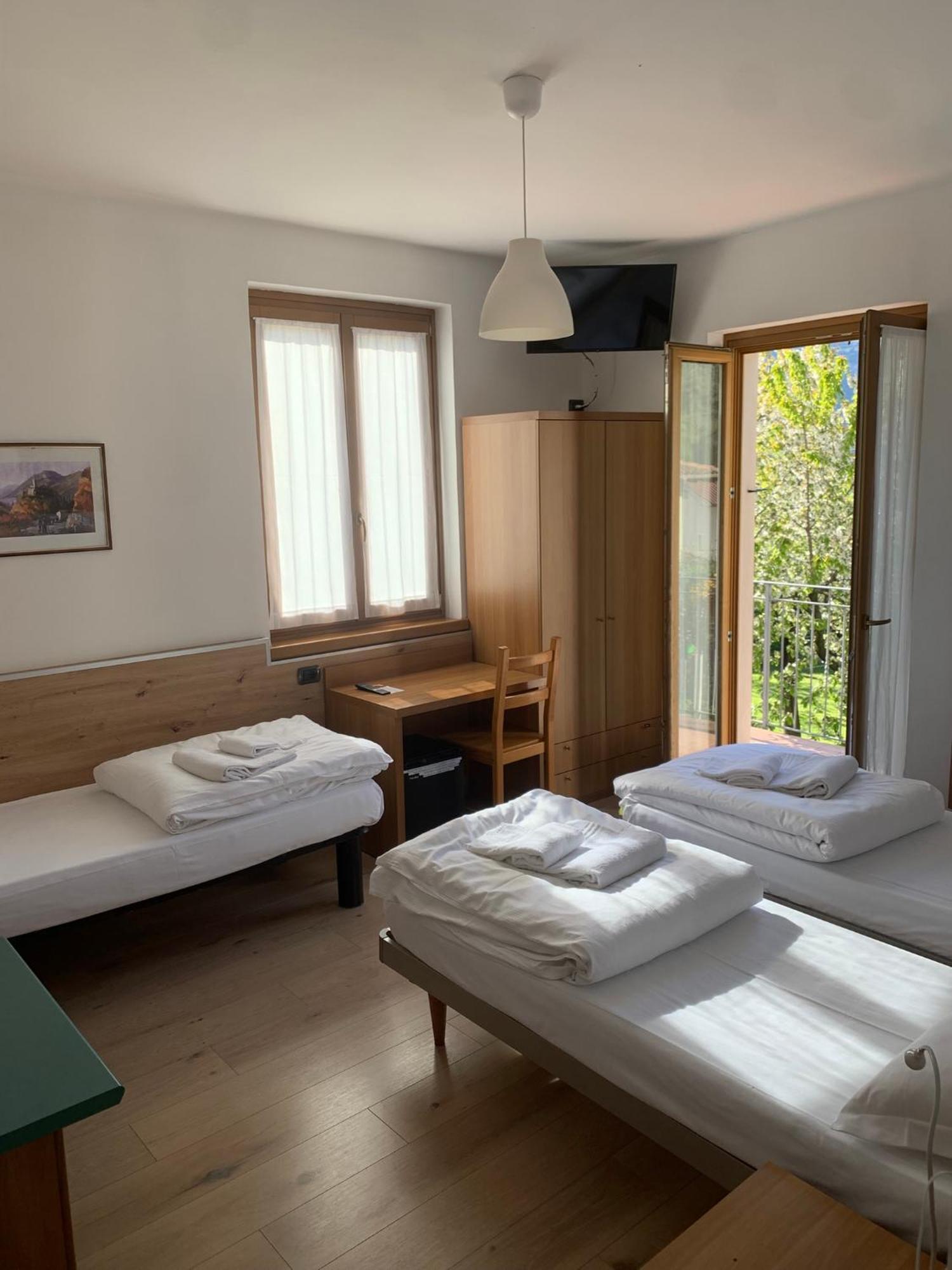 Hotel Garni Delle Rose Ceniga Екстериор снимка